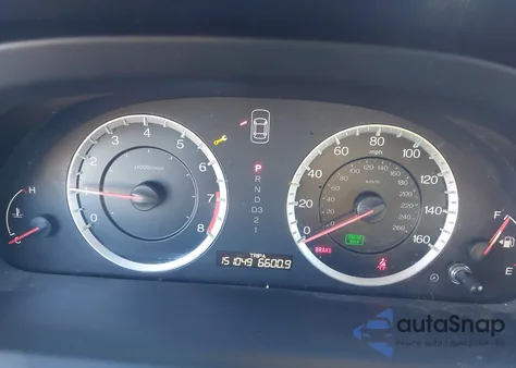 2011 Honda Accord 3.5 Ex-L z USA, uszkodzony, nr VIN 1HGCP3F80BA022683